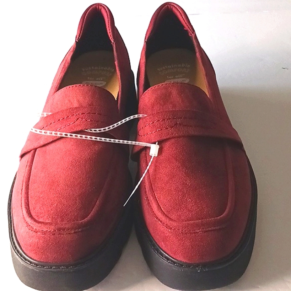 NWOT Dr. Scholl's Women's Vibrant Microfiber Platform Russet Loafers Size 8M